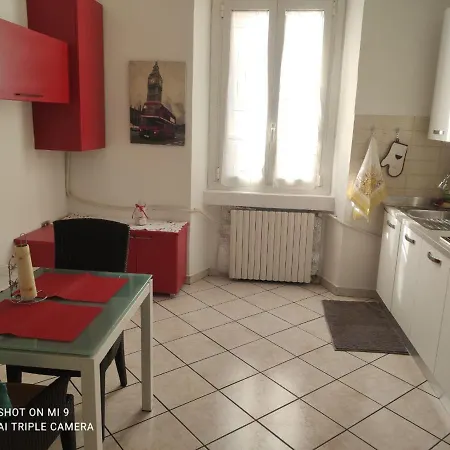 Apartament Naviglio51bocconi Mediolan