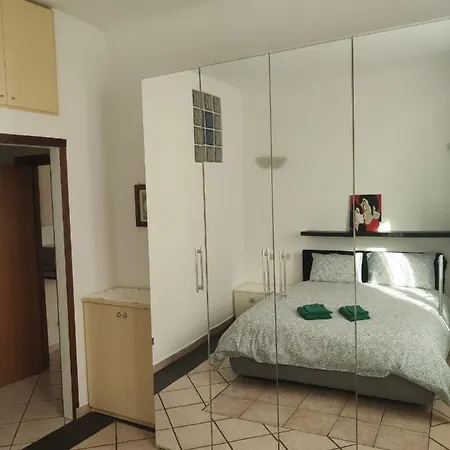 Naviglio51bocconi Apartamento *