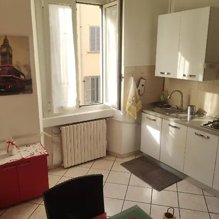 Naviglio51bocconi * מילאנו
